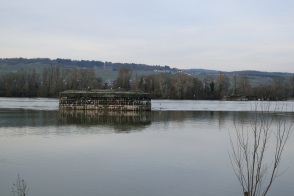 Die letzten Pfeiler im Rhein